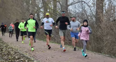 Parkrun w Łowiczu po raz 166. Aktywny poranek w parku Błonie (foto)