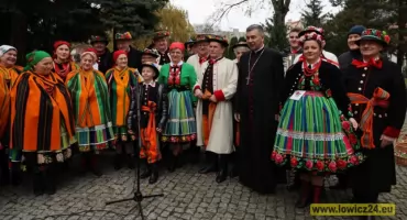 Pierwsza rocznica ingresu biskupa łowickiego Wojciecha Osiala