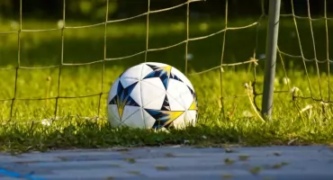 Jak ocenić szanse drużyny piłkarskiej na wygraną meczu?