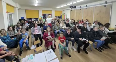 Warsztaty dla rodziców i nauczycieli w Przedszkolu nr 5 z Oddziałami Integracyjnymi w Łowiczu (foto)