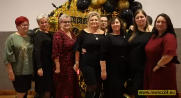 Gmina Zduny. Panie z KGW bawią się na imprezie andrzejkowej (foto)