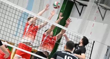 UKS Korabka Łowicz górą w meczu na szczycie 5. kolejki SAM (foto)