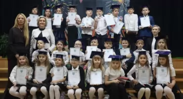  Uroczystość pasowania pierwszaków w SP Popów (foto, film)