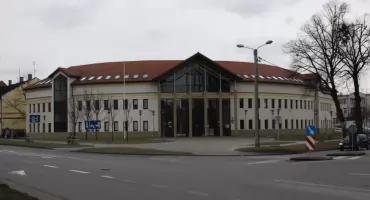 Łowicz. Napadał na kobiety, wkrótce wyjdzie na wolność. Jest decyzja sądu w sprawie „Łomiarza”