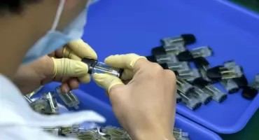 Koszt rotacji pracowników vs. inwestycja w ergonomię: Prosta matematyka, której nie możesz ignorować